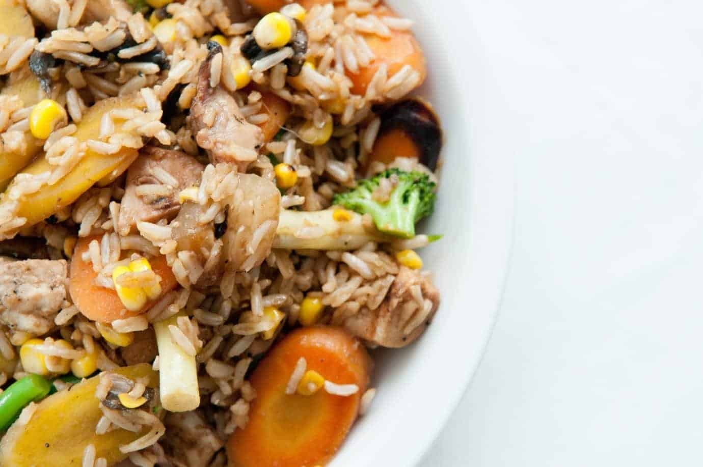 Recipe: Easy low FODMAP Brown Rice Stir Fry - Vibrant Nutrition